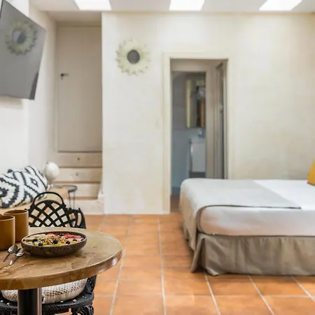 Rainbow Hotell